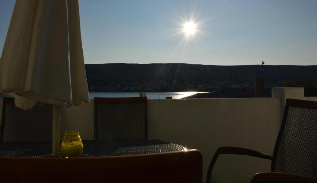 Apartments Burcul Pag Паг Экстерьер фото