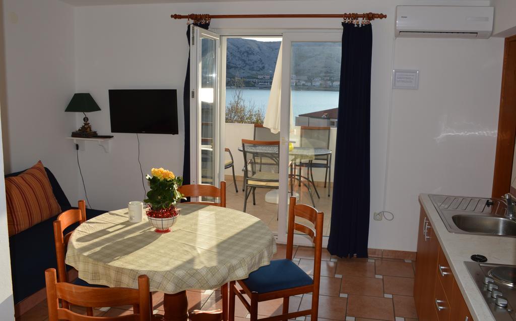 Apartments Burcul Pag Паг Экстерьер фото